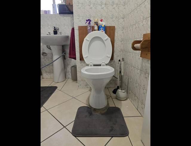 2 BEDROOM APARTMENT FOR SALE IN SUNNYSIDE